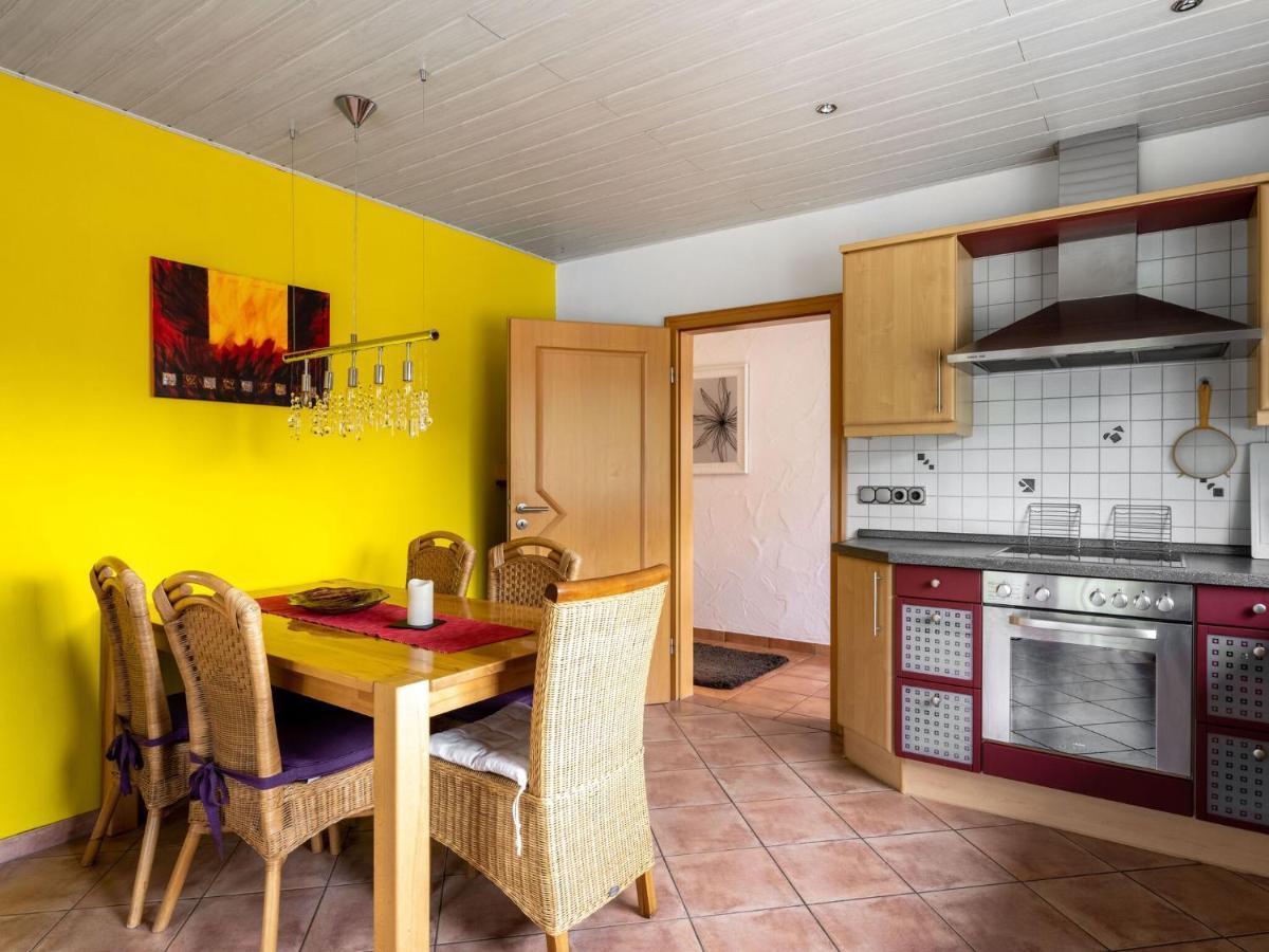 Restful Apartment In Neumagen Near River Moselle Bagian luar foto