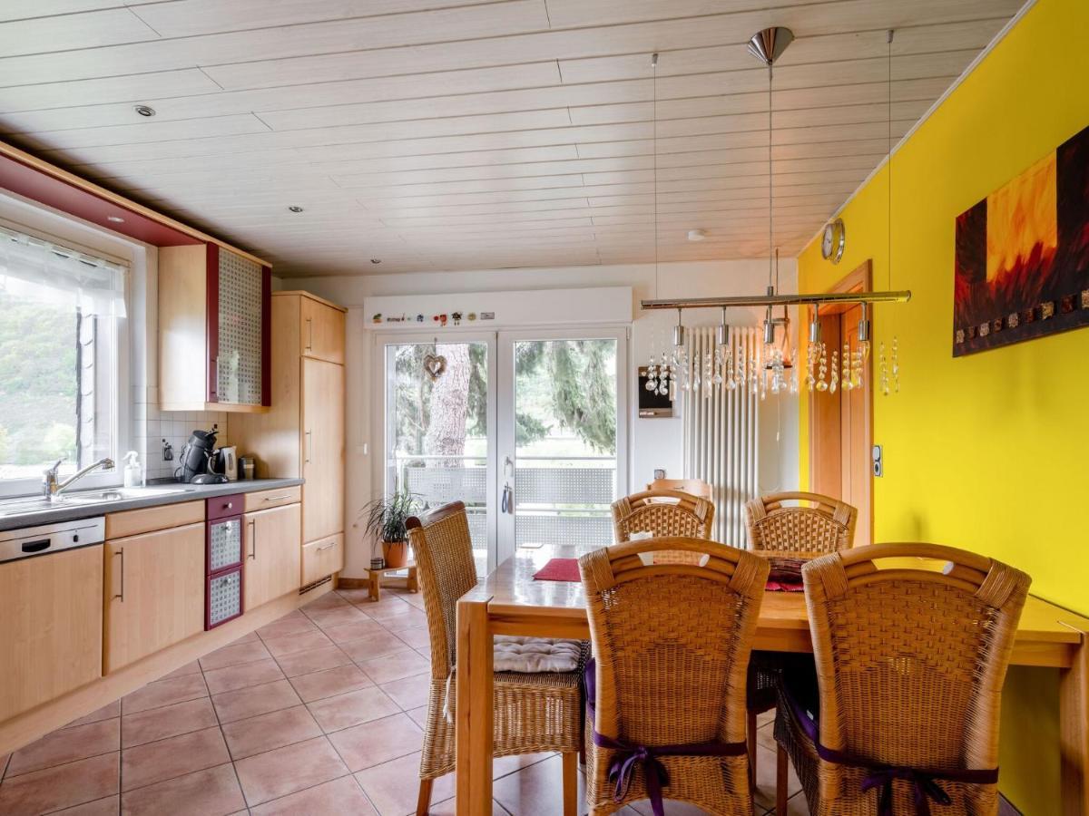 Restful Apartment In Neumagen Near River Moselle Bagian luar foto